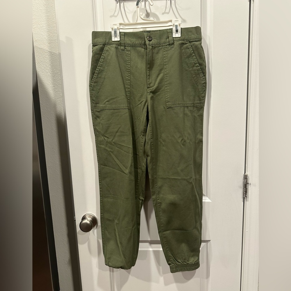 GAP Army Green Trousers / Joggers